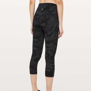 Lululemon Align Leggnigs crop 21" incognito camo womens Gray (size 6) athleisure
